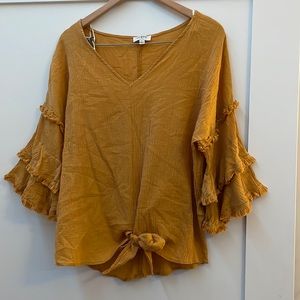 Women’s Umgee blouse good condition